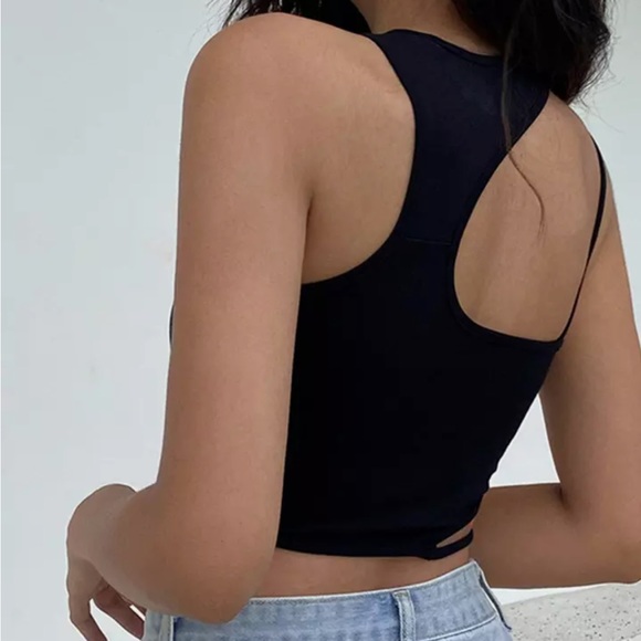 NWT Cut Out Asymmetrical Y2K Black Crop Top - Picture 2 of 3
